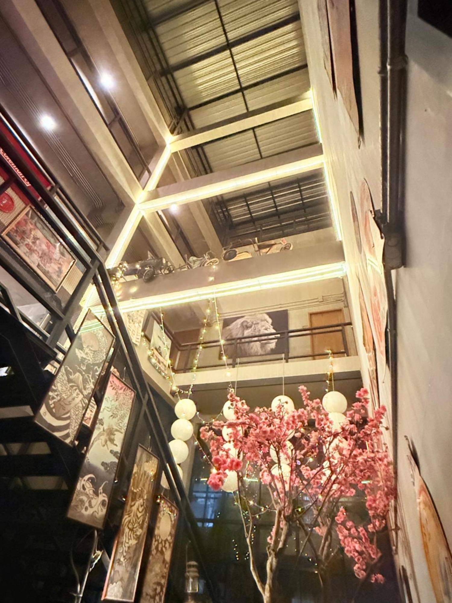 Labkoff Cafe And Hostel Kanchanaburi Extérieur photo